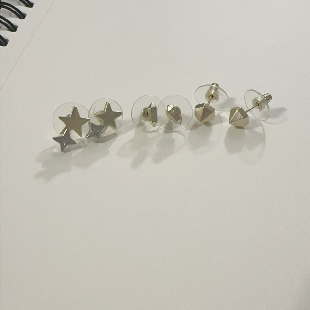 Kendra Scott 3 pair of Gold stud earrings